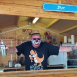 Martin Schachinger in der Bar als Joker geschminkt